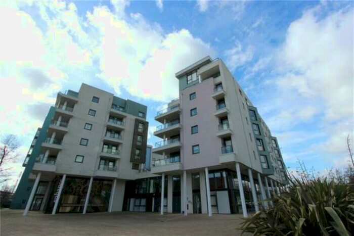 2 Bedroom Flat To Rent In Cobalt Quarter, Ocean Village, SO14