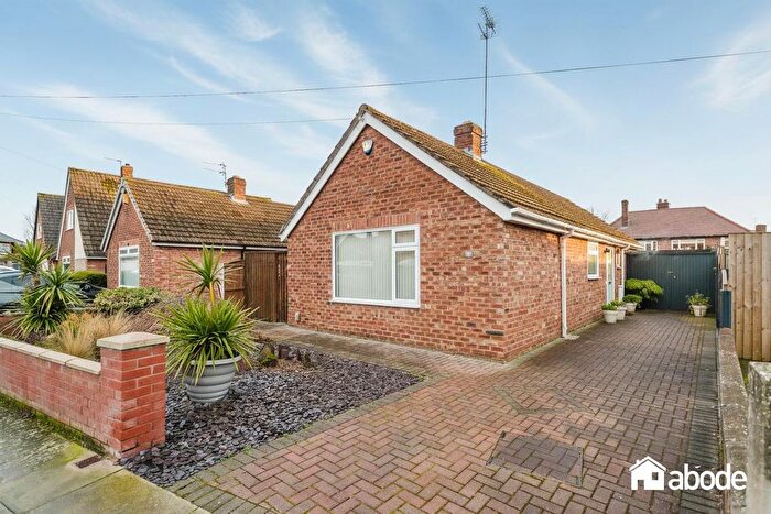 2 Bedroom Detached Bungalow For Sale In Windmill Avenue, Liverpool, L23