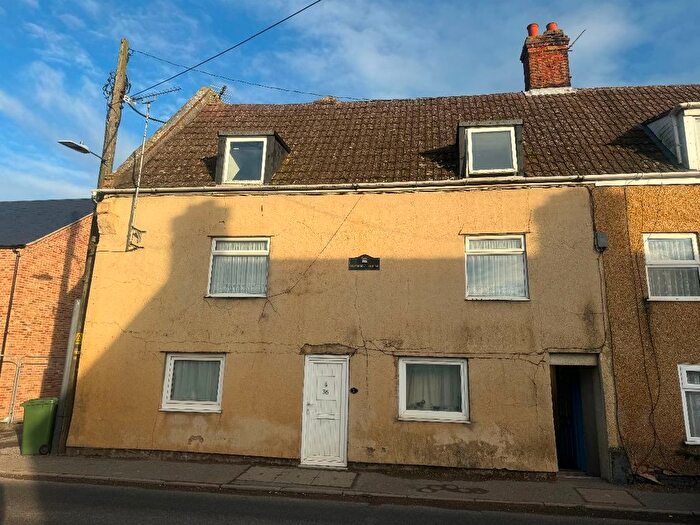 2 Bedroom Flat To Rent In Wisbech Road, Outwell, Wisbech, PE14
