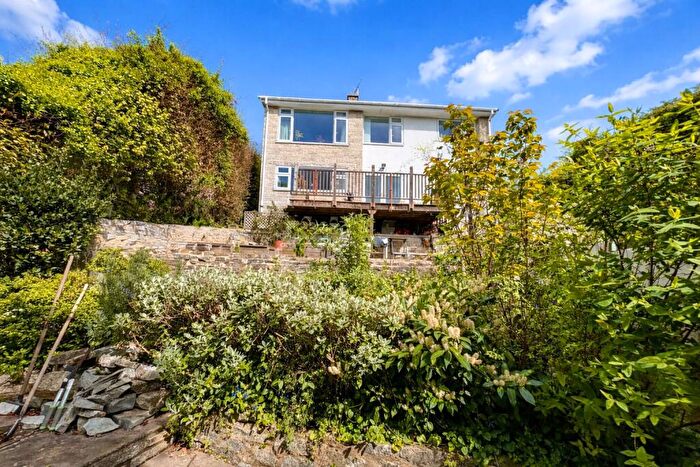 4 Bedroom Detached House For Sale In Four Bedroom Detached House In Glastonbury, BA6