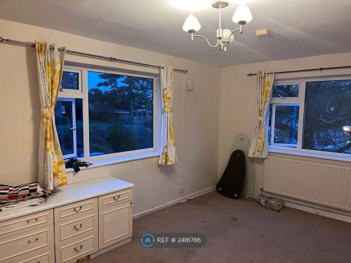 2 Bedroom Flat To Rent In Eastbury Road, Watford, WD19