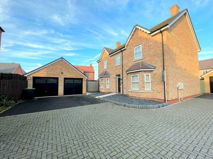 4 Bedroom Detached House To Rent In Denny Rise, Biggleswade, SG18