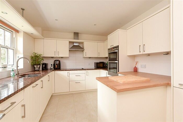 2 Bedroom Flat For Sale In Beech Road, Reigate, Surrey, RH2