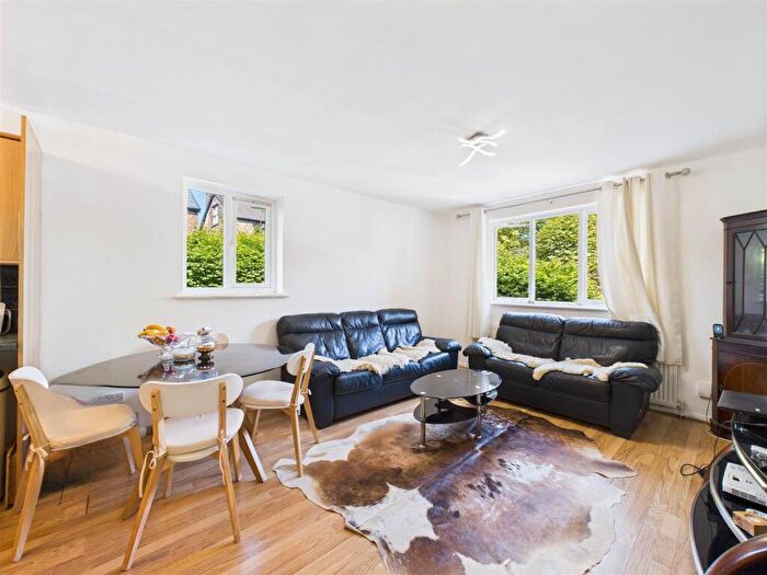 1 Bedroom Flat For Sale In Nether Edge, S7