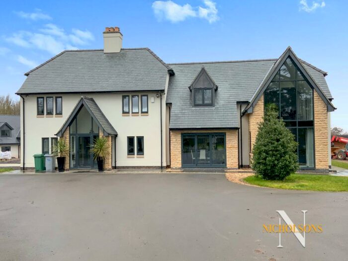 4 Bedroom Detached House To Rent In Gainsborough Road, Winthorpe, Newark, Nottinghamshire, NG24