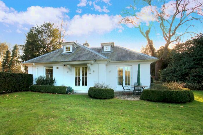 2 Bedroom Detached House To Rent In Westhumble Street, Westhumble, Dorking, RH5