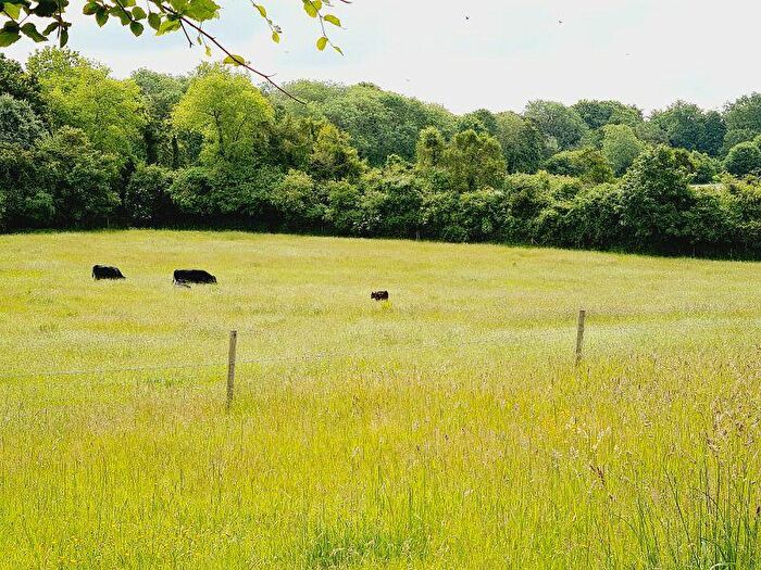 3 Bedroom Detached House For Sale In Strathcona Avenue, Little Bookham, KT23