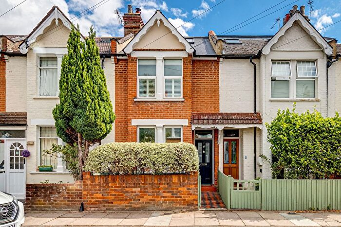 3 Bedroom Terraced House For Sale In Queens Road, New Malden, KT3
