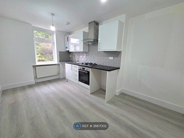 1 Bedroom Flat To Rent In Finchley Road, London, NW2