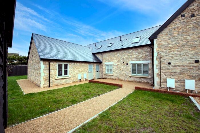 1 Bedroom Apartment For Sale In Flat, Stone Mason Court, Witney Road, Long Hanborough, Witney, Oxfordshire, OX29