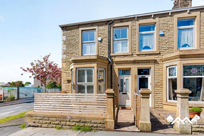 3 Bedroom End Of Terrace House For Sale In Burnley Road, Accrington, BB5