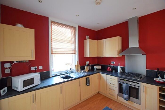 2 Bedroom Apartment To Rent In Lindum Terrace, Lincoln, LN2