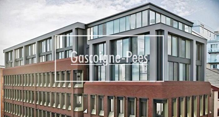 2 Bedroom Flat To Rent In Garrard House, Reading, RG1