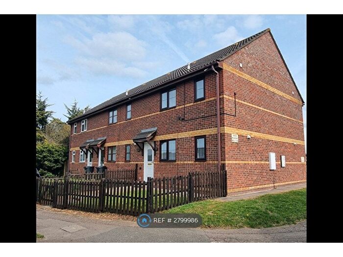 1 Bedroom End Of Terrace House To Rent In Riverview, Vange, Basildon, SS16