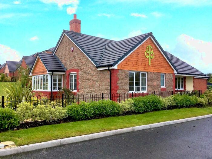 4 Bedroom Bungalow For Sale In Oakford Villas, North Molton, South