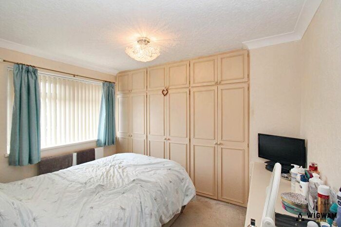 3 Bedroom Terraced House For Sale In Standage Road, Thorngumbald, HU12