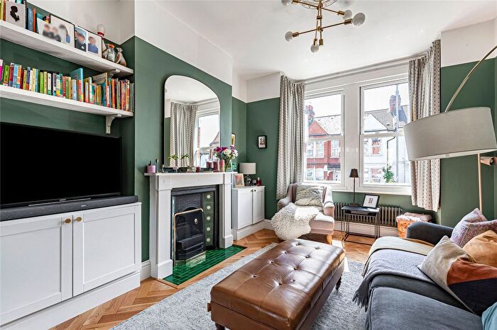 4 Bedroom Terraced House For Sale In Southcroft Road, Furzedown, SW16