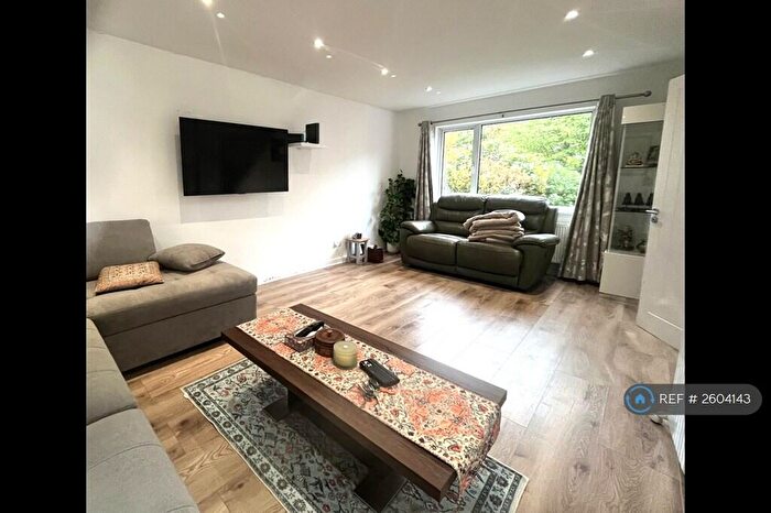 3 Bedroom Detached House To Rent In Shaftesbury Avenue, Southampton, SO17