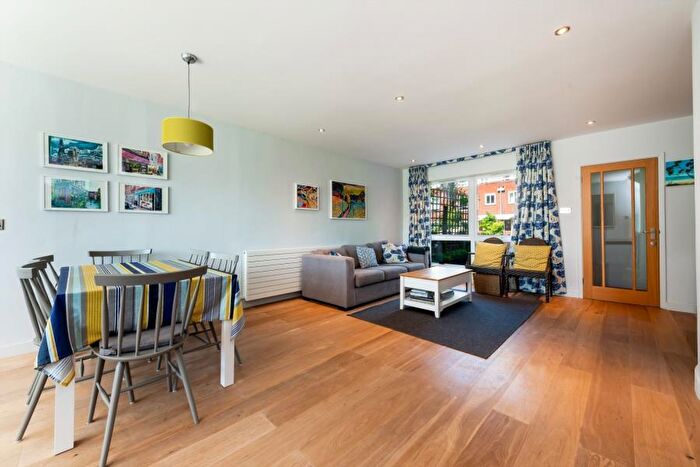 3 Bedroom Terraced House To Rent In Vane Close, Hampstead, London, NW3