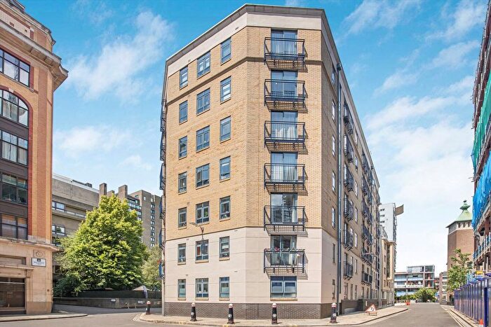 2 Bedroom Flat To Rent In Bridgewater Square, Barbican, EC2Y
