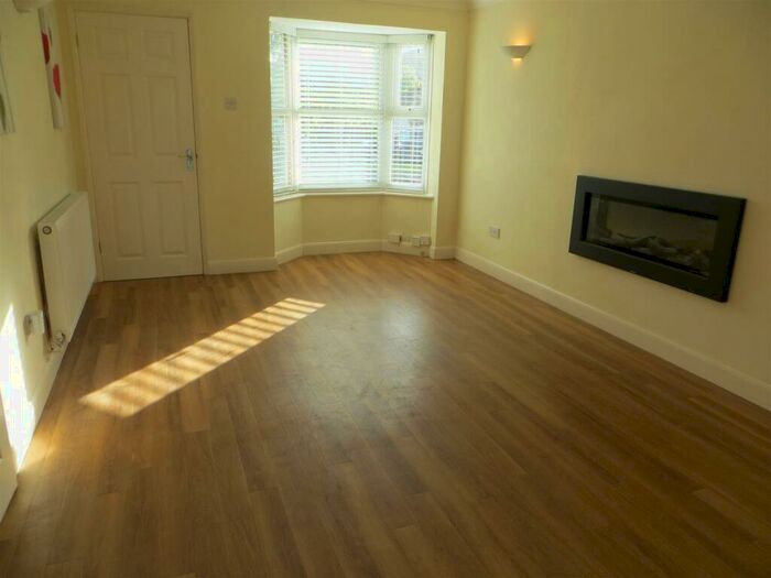 3 Bedroom Detached House To Rent In Glaston Drive, Hillfield, Solihull, B91