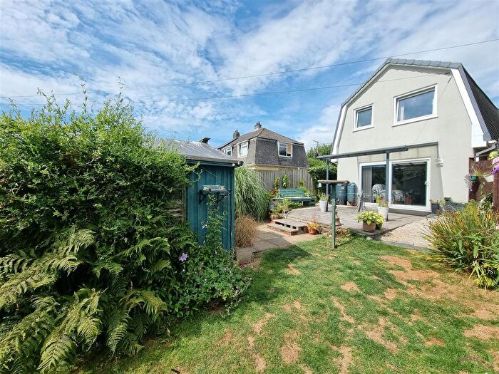 2 Bedroom Detached House For Sale In Lynher Way, North Hill., PL15