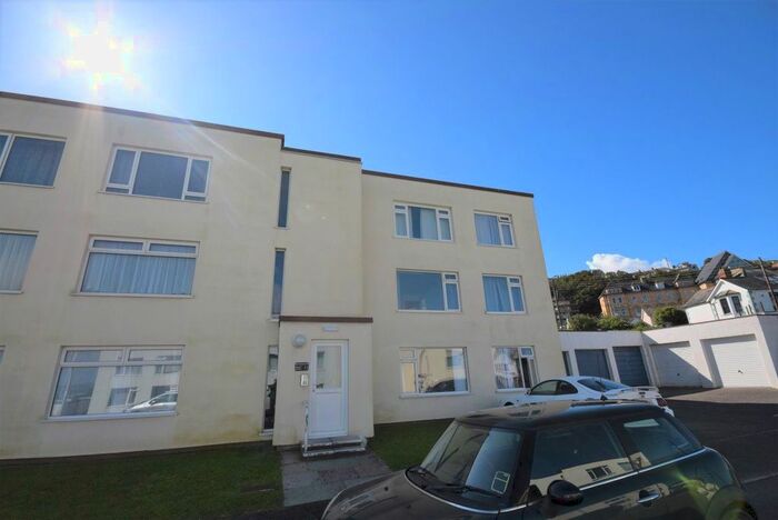 3 Bedroom Flat To Rent In Link House, Westward Ho!, Bideford, EX39