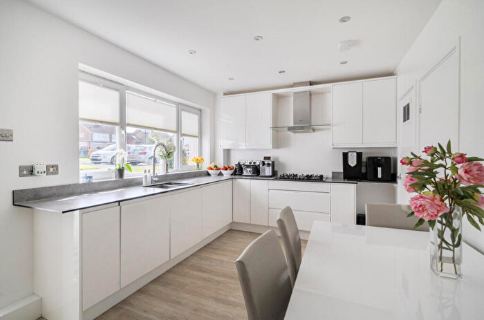 3 Bedroom Terraced House For Sale In Ruddlesway, Windsor, Berkshire, SL4
