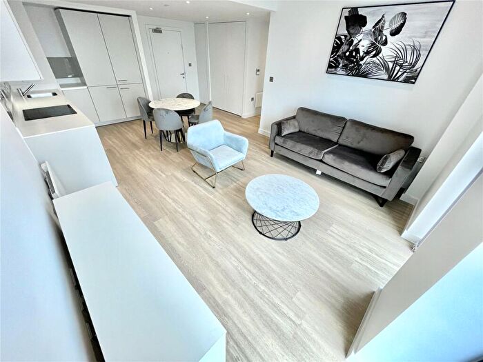 2 Bedroom Apartment To Rent In Manchester New Square, Whitworth Street, Manchester, M1