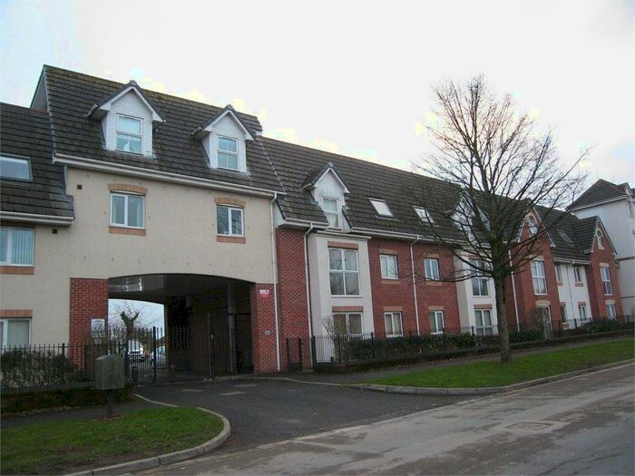 2 Bedroom Apartment To Rent In Whalley Road, Middleton, Manchester, M24
