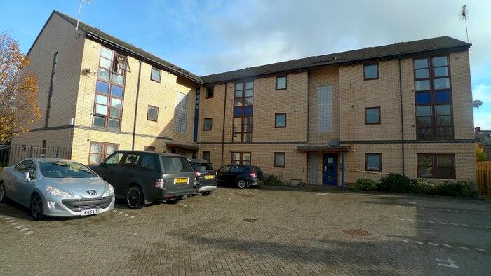 2 Bedroom Flat To Rent In Raedwald Court, Peterborough, Cambridgeshire. PE1