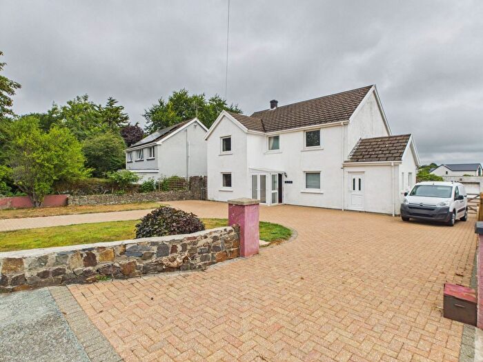4 Bedroom Detached House For Sale In Freystrop, Silver Stream, SA62