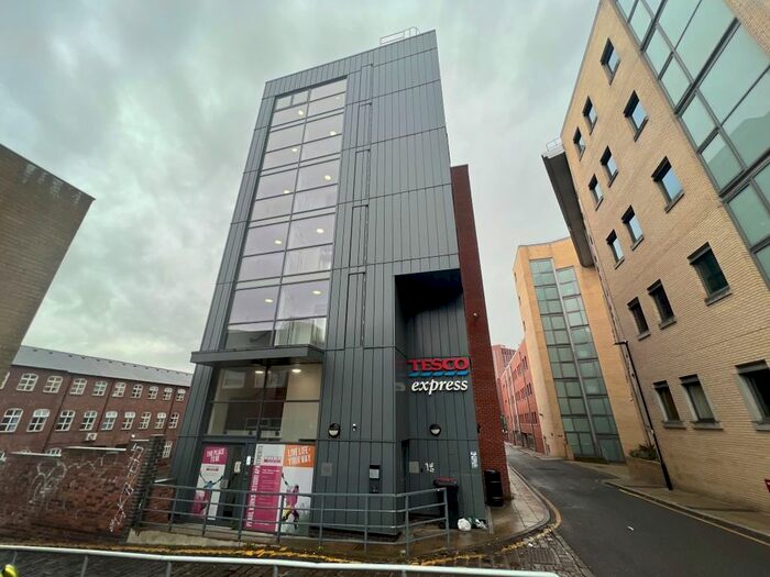 1 Bedroom Flat For Sale In Apartment, Pearl Works, Sheffield, South Yorkshire, S1