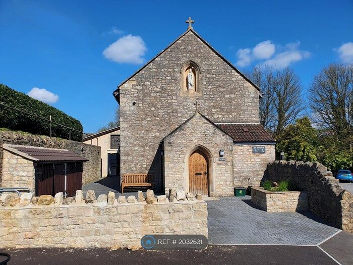 2 Bedroom Semi-Detached House To Rent In St. Hughs, Radstock, BA3