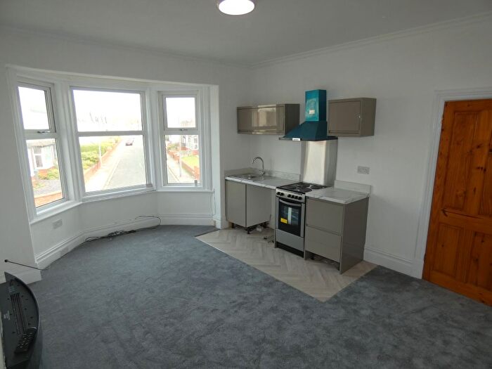 1 Bedroom Flat To Rent In Cavendish Road, Bispham, Blackpool, FY2