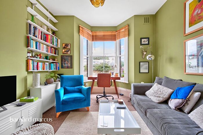 1 Bedroom Flat For Sale In Lansdowne Way, London, SW8
