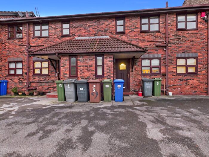 1 Bedroom Terraced House To Rent In Senior View Smith Street, Hyde, SK14