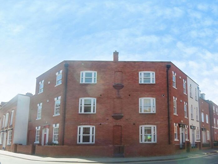 2 Bedroom Flat To Rent In Sandford Street, Lichfield, WS13