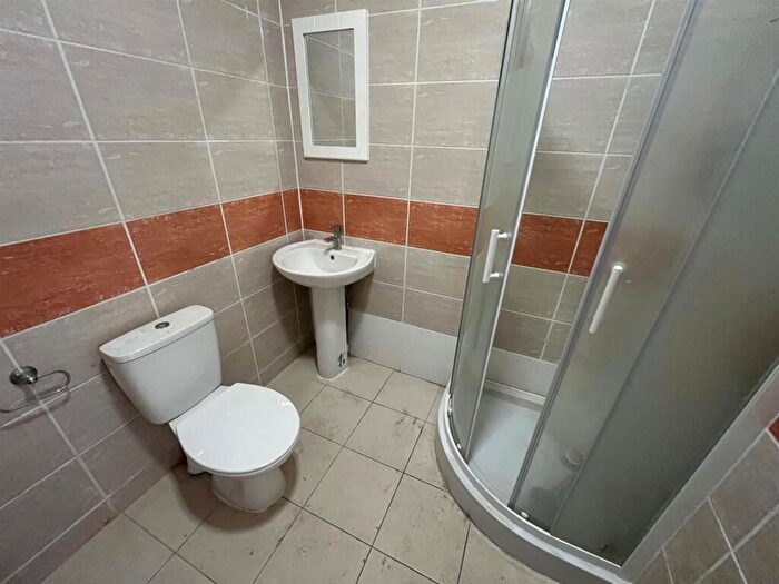 1 Bedroom Private Hall To Rent In Colum Road, Cardiff, CF10