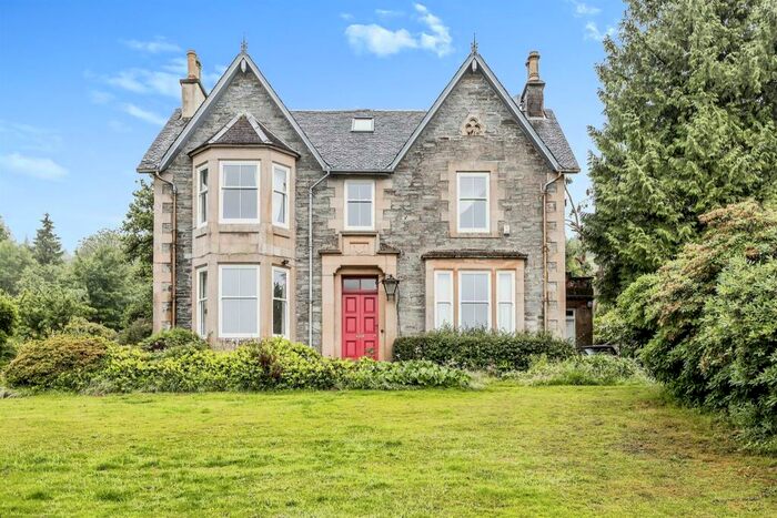 5 Bedroom Character Property For Sale In Shore Road, Garelochhead, Helensburgh, G84