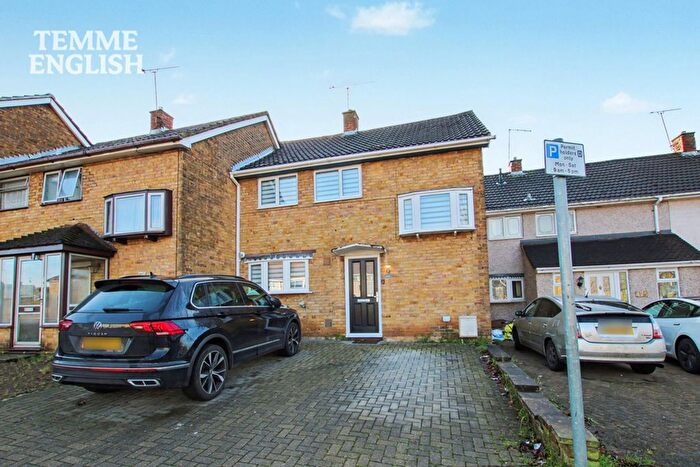 3 Bedroom Terraced House For Sale In Long Riding, Basildon, SS14