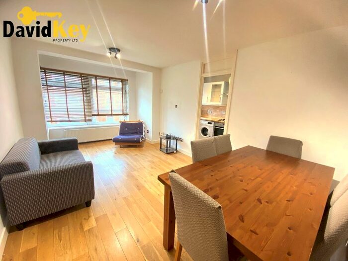 1 Bedroom Flat To Rent In Pert Close, London, N10