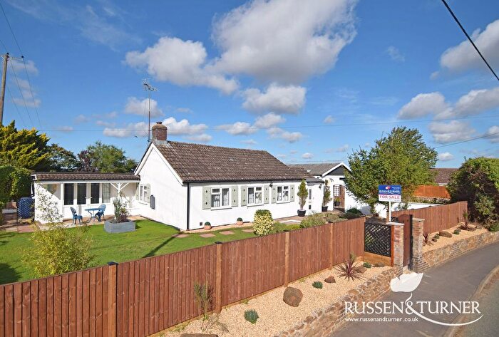 3 Bedroom Bungalow For Sale In Gayton Road, East Winch, PE32