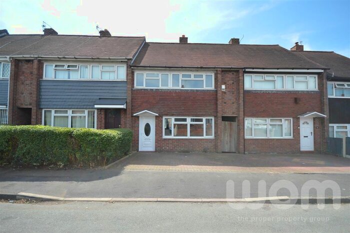 3 Bedroom Town House To Rent In Tiverton Road, Bentilee, Stoke-On-Trent, ST2