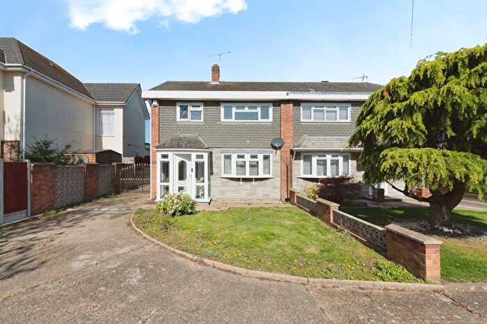 3 Bedroom Semi Detached House For Sale In Southend Road, Stanford-Le-Hope, Essex, SS17