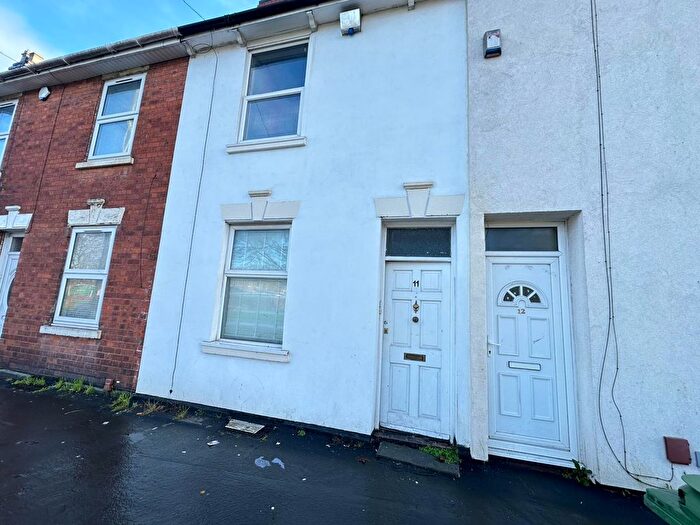3 Bedroom Terraced House To Rent In Hunter Street, Wolverhampton, WV6