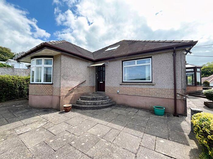 3 Bedroom Detached Bungalow For Sale In Mount Pleasant, Neath, SA11