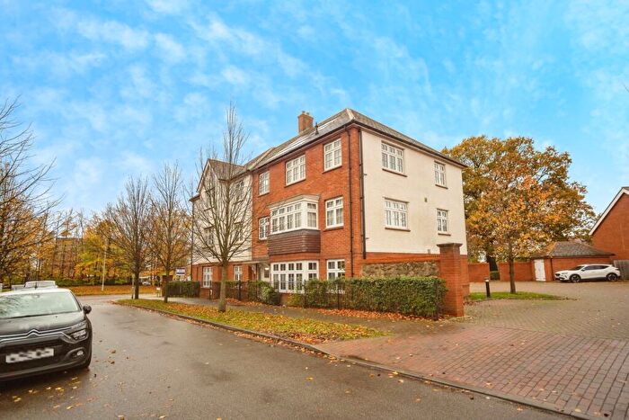 1 Bedroom Flat For Sale In Cobnut Avenue, Maidstone, Kent, ME15
