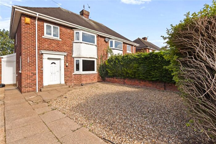 3 Bedroom Semi-Detached House To Rent In Davenport Drive, Cleethorpes, DN35