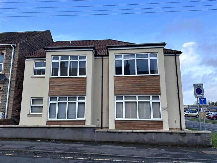 2 Bedroom Flat To Rent In Rock Road, Keynsham, Bristol, BS31